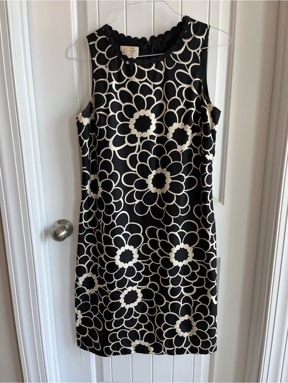 Talbots 100% Silk Sleeveless Black & Cream Floral Shift Dress